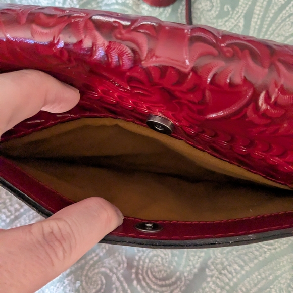 Patricia Nash Red Leather Crossbody Bag - Picture 12 of 13